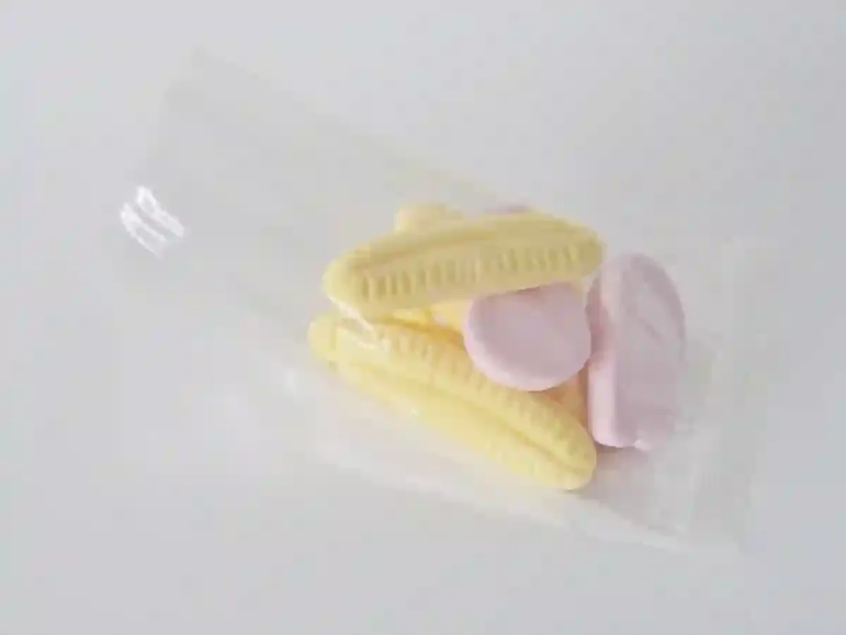 Cellophane Gusseted Bags — Cellophane Bag With Gusset — 114 × 76 × 180 mm